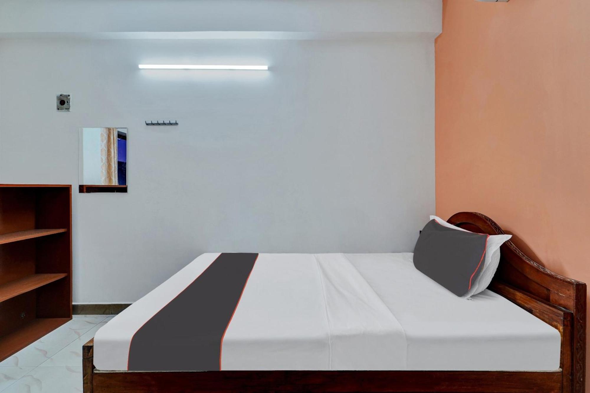 Hotel Oyo 81385 Jagadha Residency Chennai
